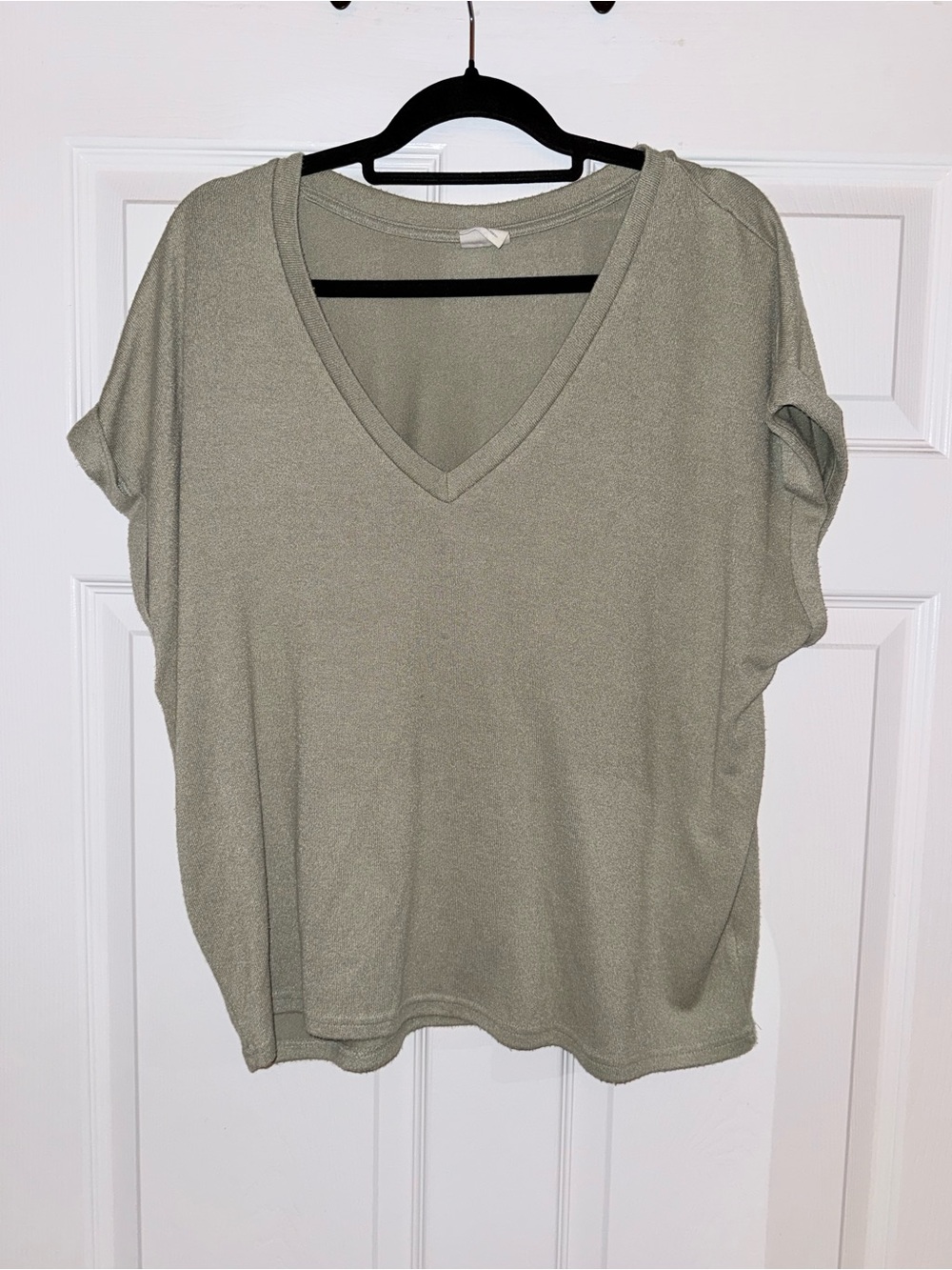 Mod Ref Sage Green V-Neck Short Sleeve Top